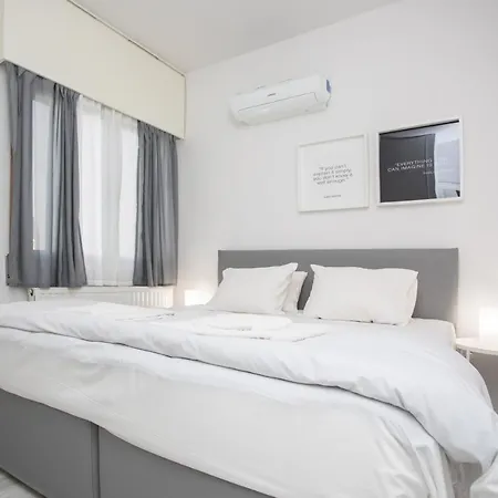 Mayra Seafront Luxury * Limassol