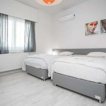 Mayra Seafront Luxury *